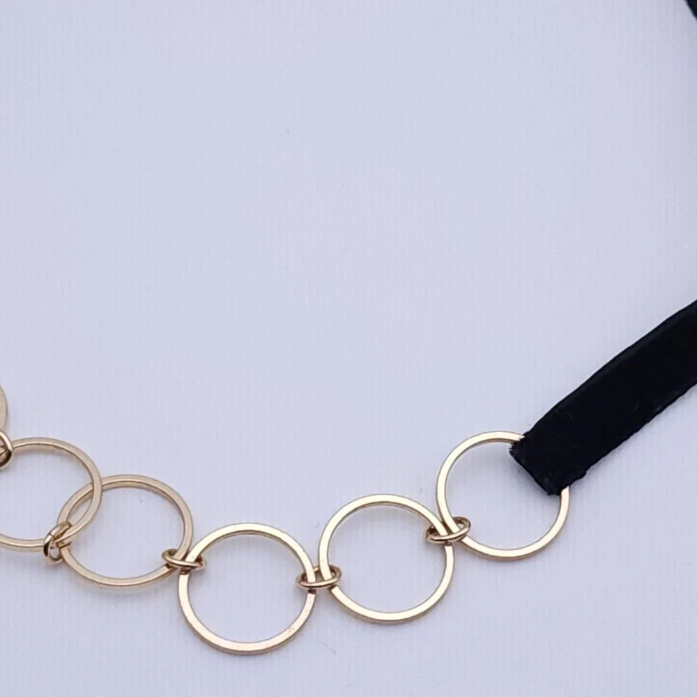 Black Velvet Gold Ring Choker Necklace – Adjustable Lobster Clasp Gothic Glam - Picture 4 of 6